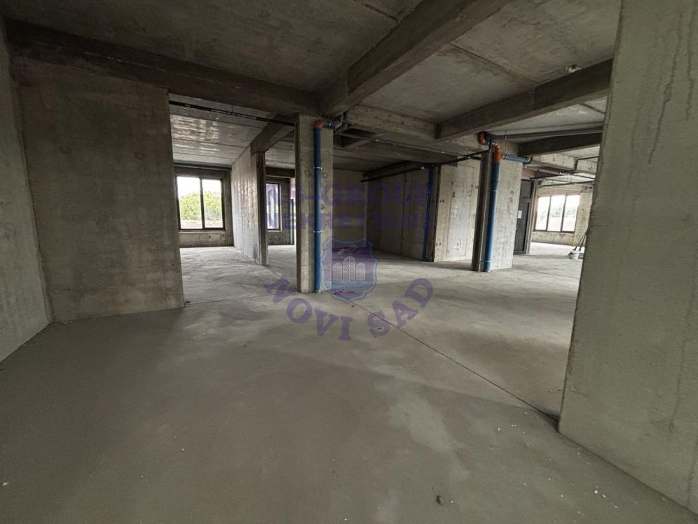 Slika 1 -  Lokal na prodaju, 257m2, 698.840€